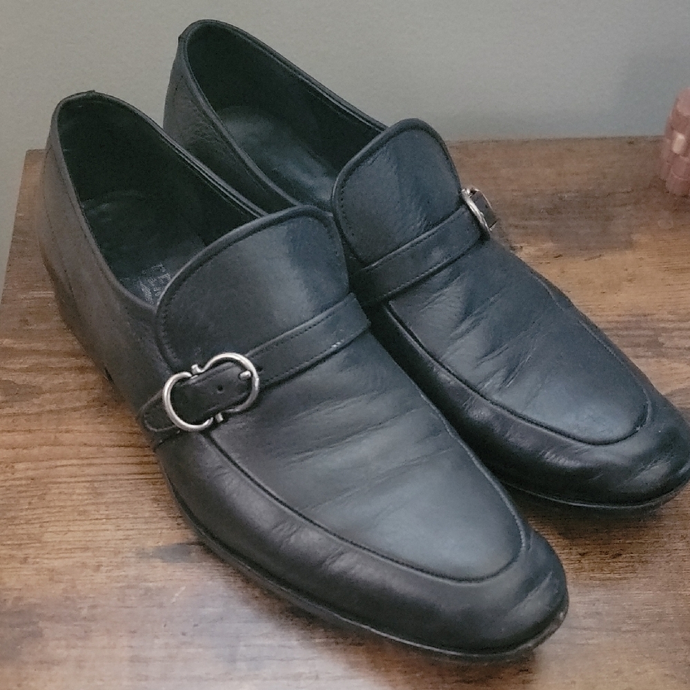 Salvatore Ferragamo Black Leather Buckle Loafers